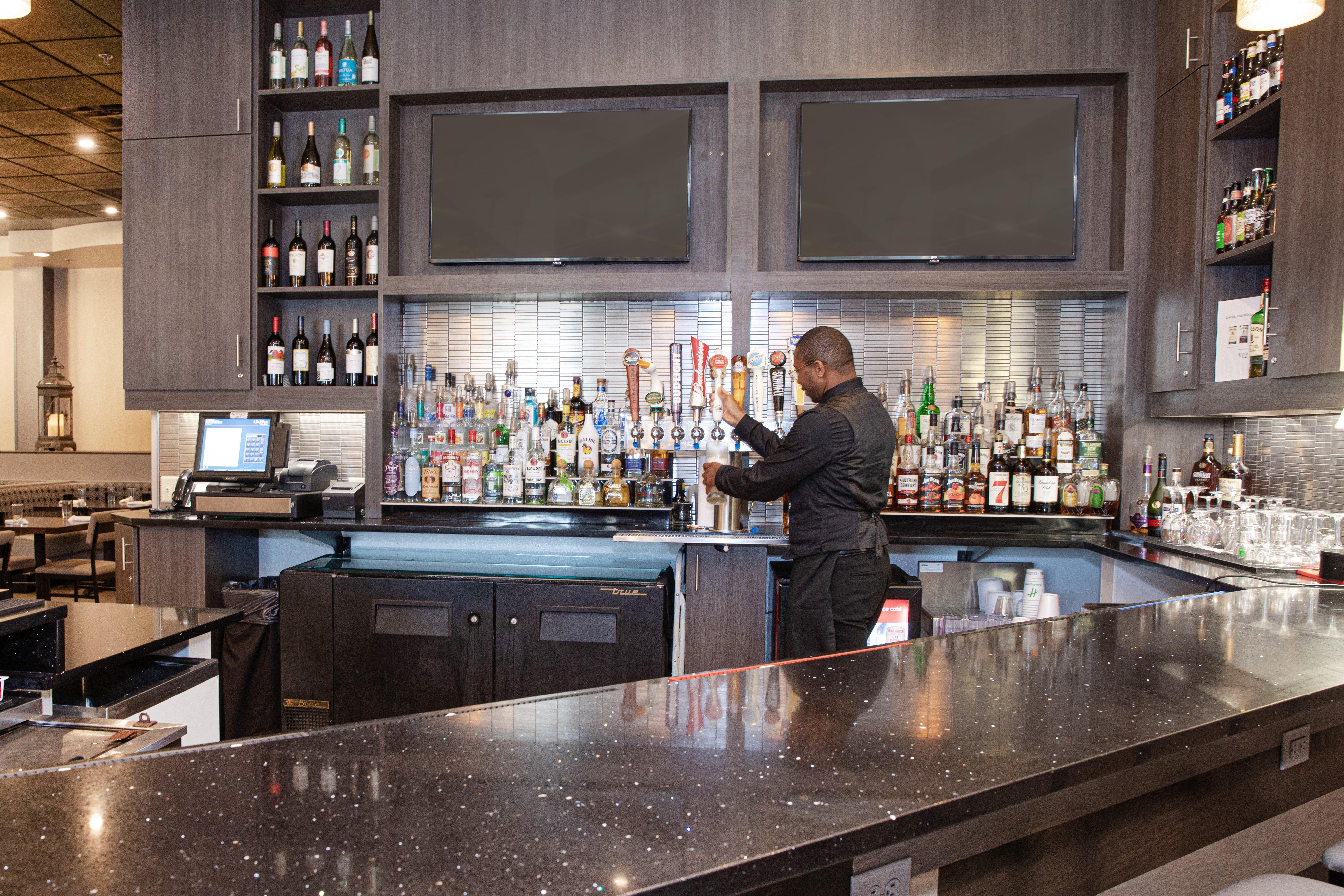 Отель Hilton St. Louis Airport Woodson Terrace Экстерьер фото