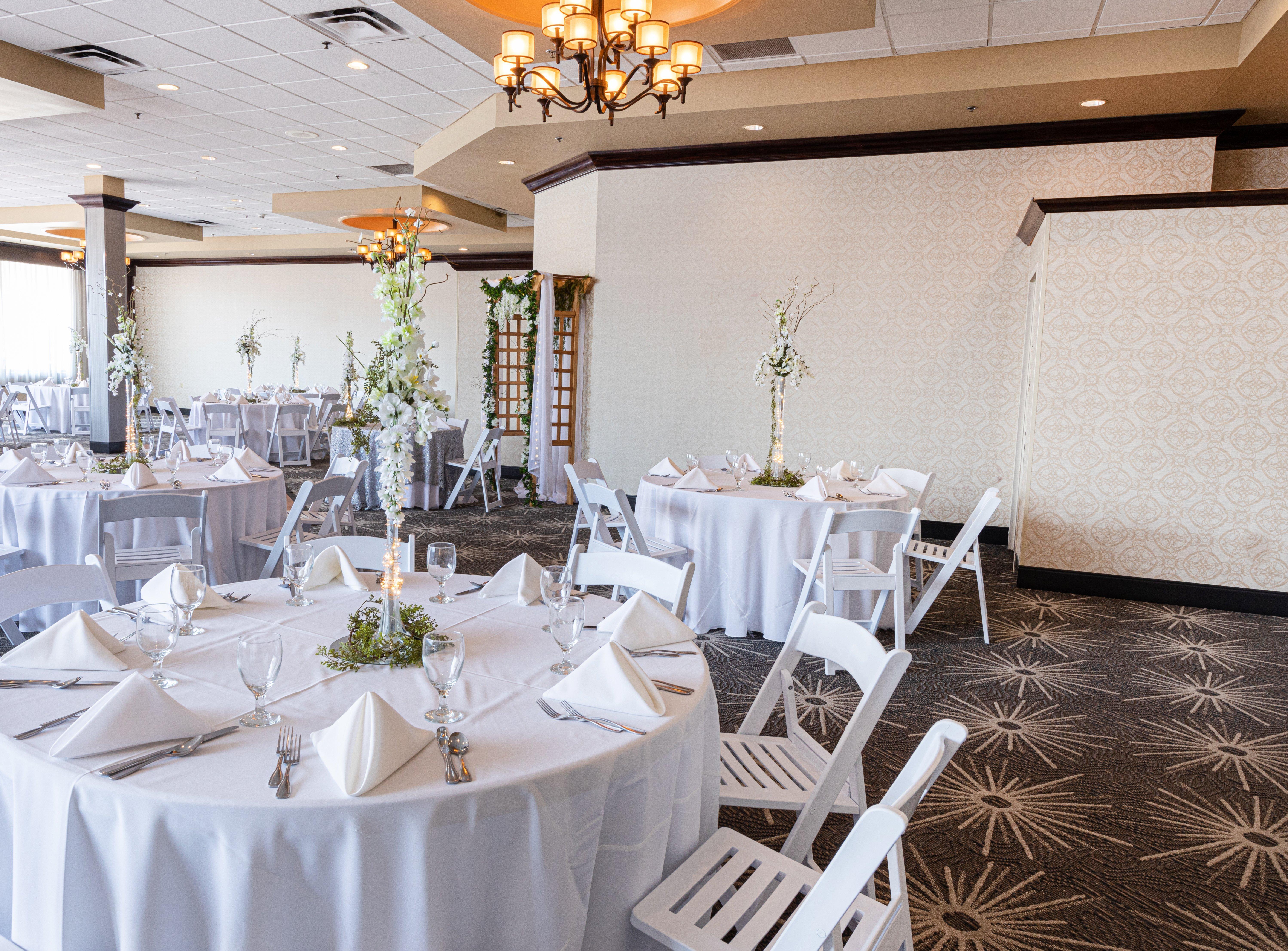 Отель Hilton St. Louis Airport Woodson Terrace Экстерьер фото