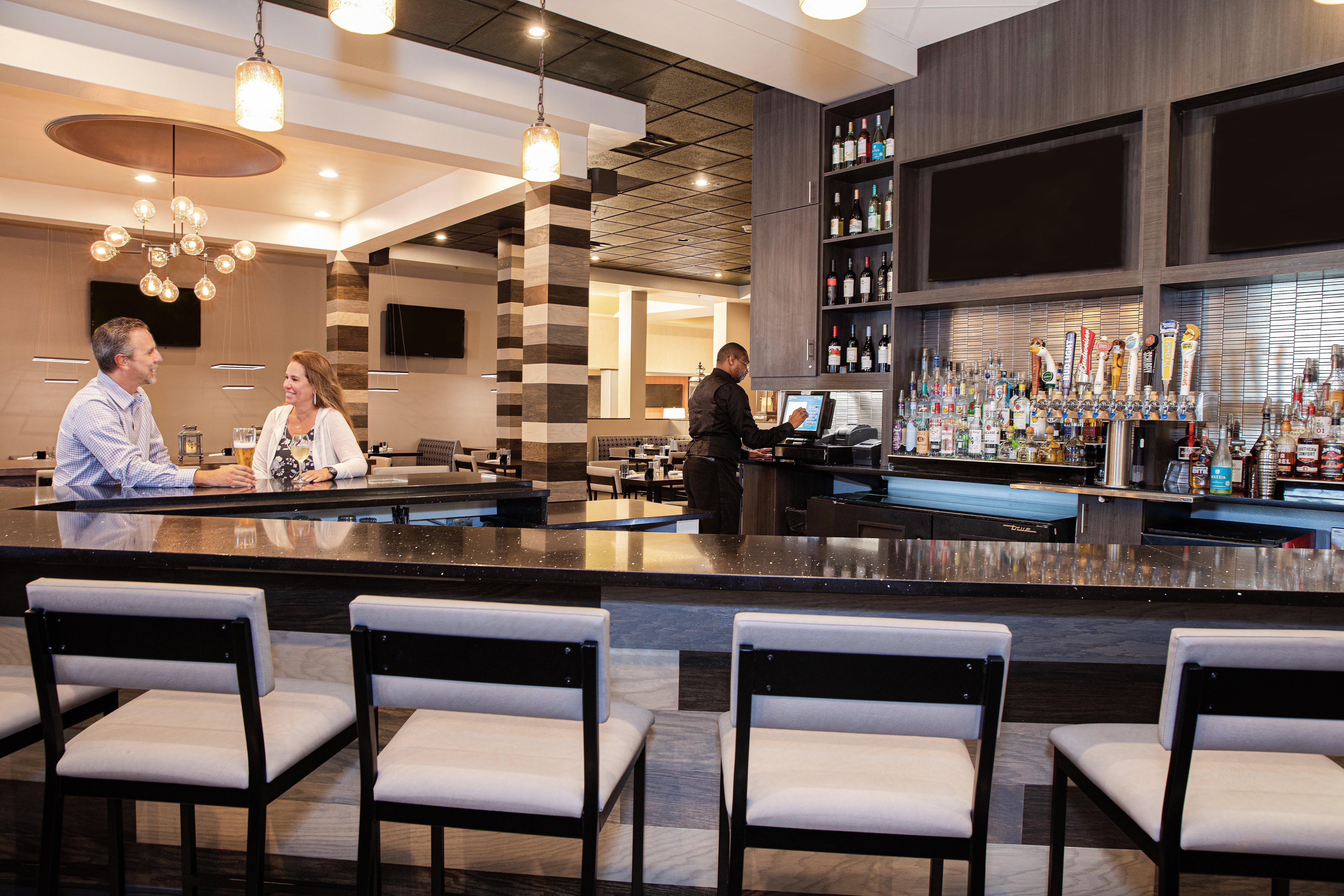 Отель Hilton St. Louis Airport Woodson Terrace Экстерьер фото